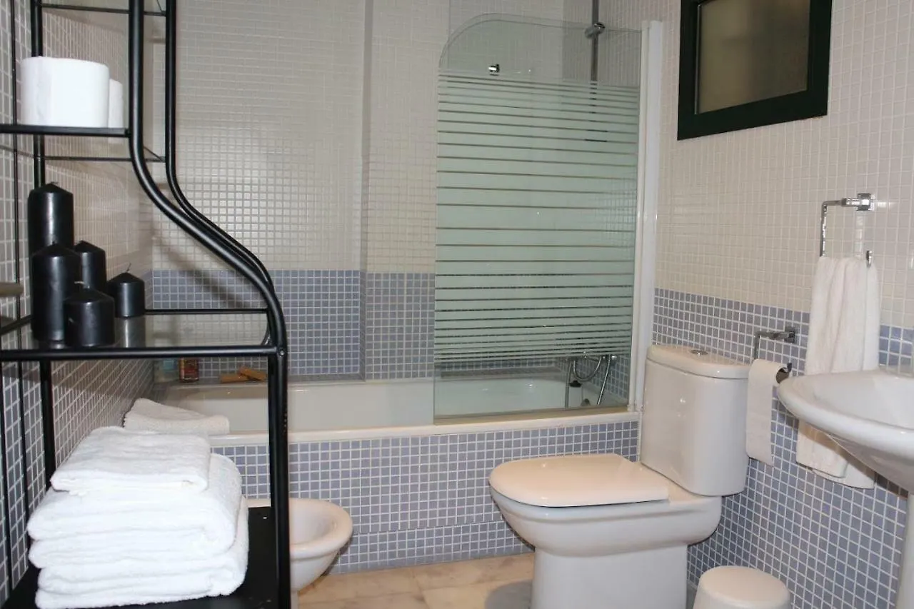Apartamentos Rg Triana, Calle Castilla Con Patio Seville